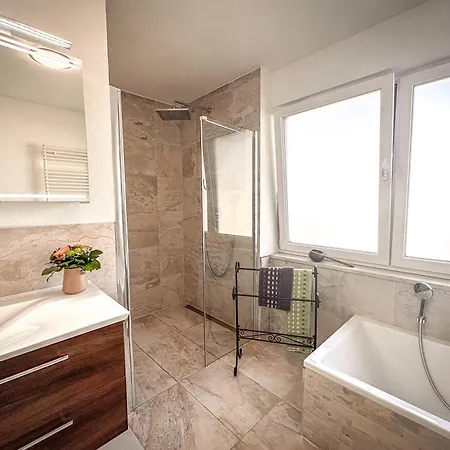 Wolke 7, Luxus Apartment, Kingsizebett, Kamin, Terrasse Mit Grill, Garten Kiefersfelden